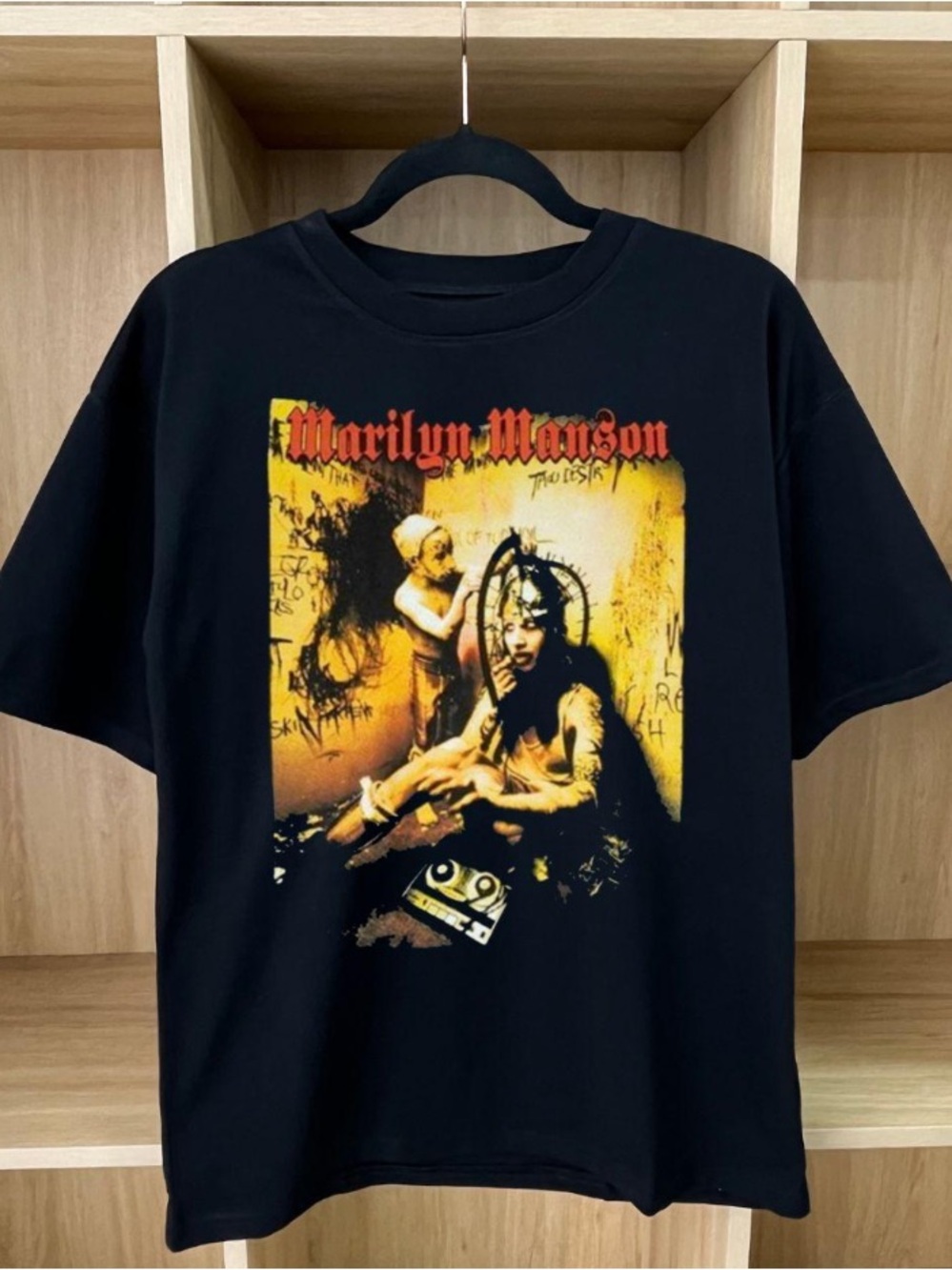 Marilyn Manson Yellow Background Dark Retro Poster Black T-shirt